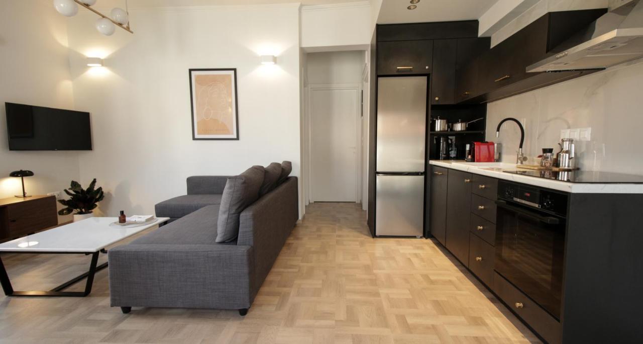 Onos - 2 Bedroom 2 Bathroom Penthouse With Terrace In Old Town Kalamata Extérieur photo